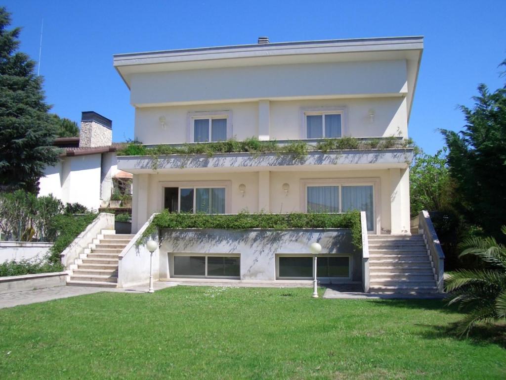 Villa Luxury Roma Marco Simone المظهر الخارجي الصورة